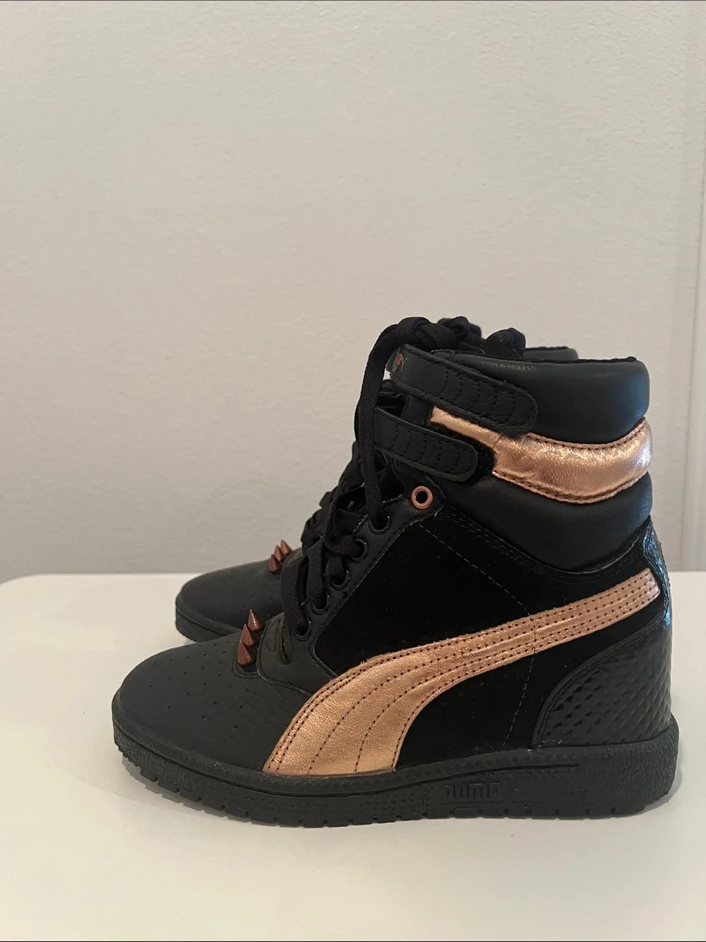 Puma Black High-Top Sneakers with Brown Accents